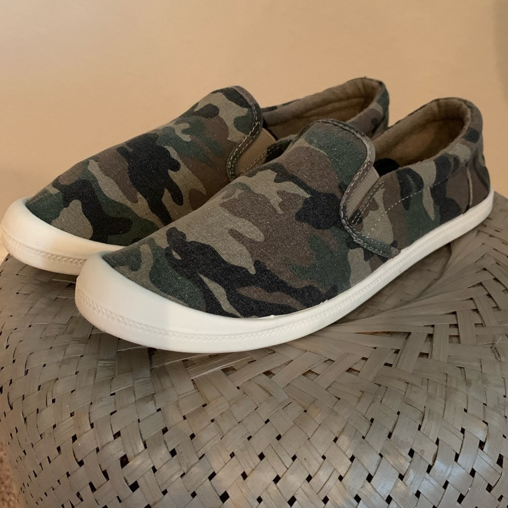 Camo Slip-on Sneaker